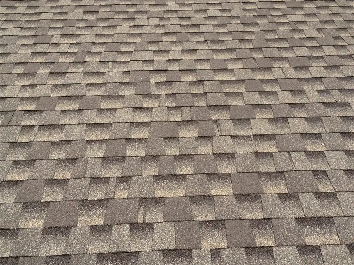 Close view of evenly laid architectural shingles